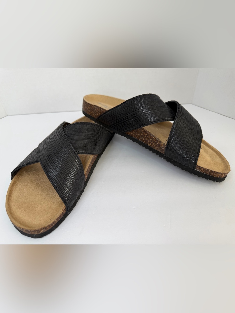 Western Chief Sandals Size 9 Black Cross Strap Comfort Footbed Slides